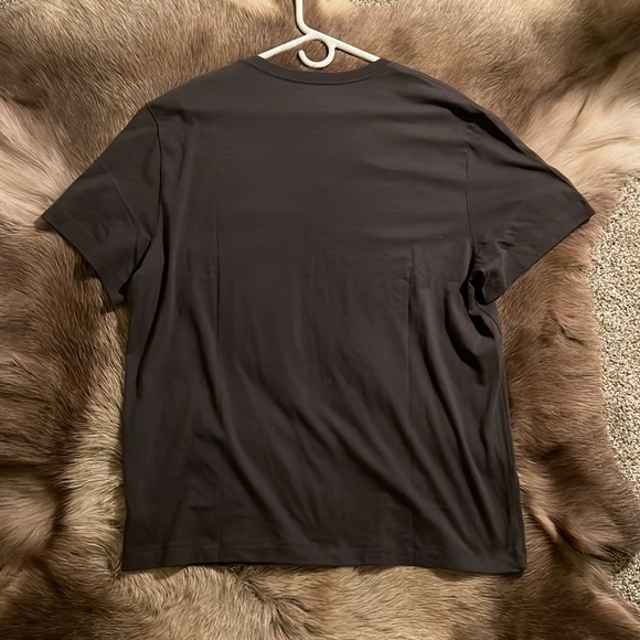 Men’s Kenneth Cole Grey T-Shirt - Picture 2 of 3